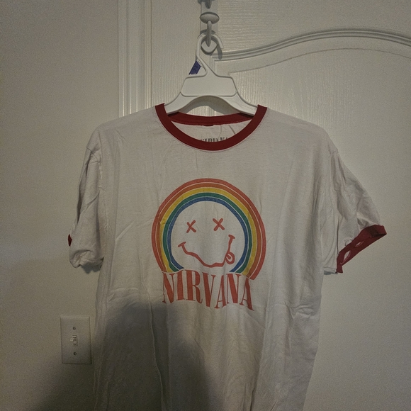 NIRVANA Other - NIRVANA White Tee with Red Trim